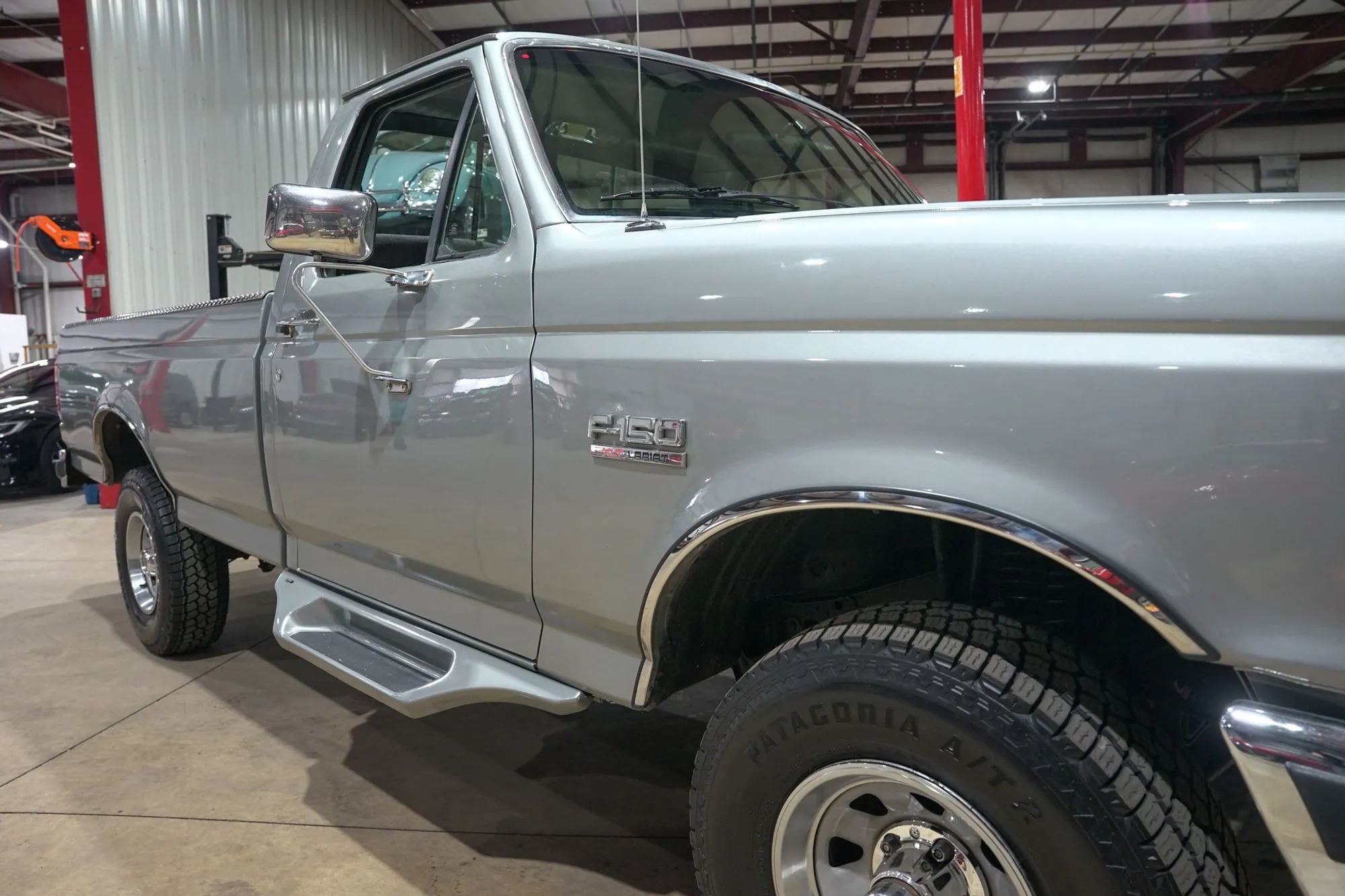 1990 Ford F-150 XLT Lariat