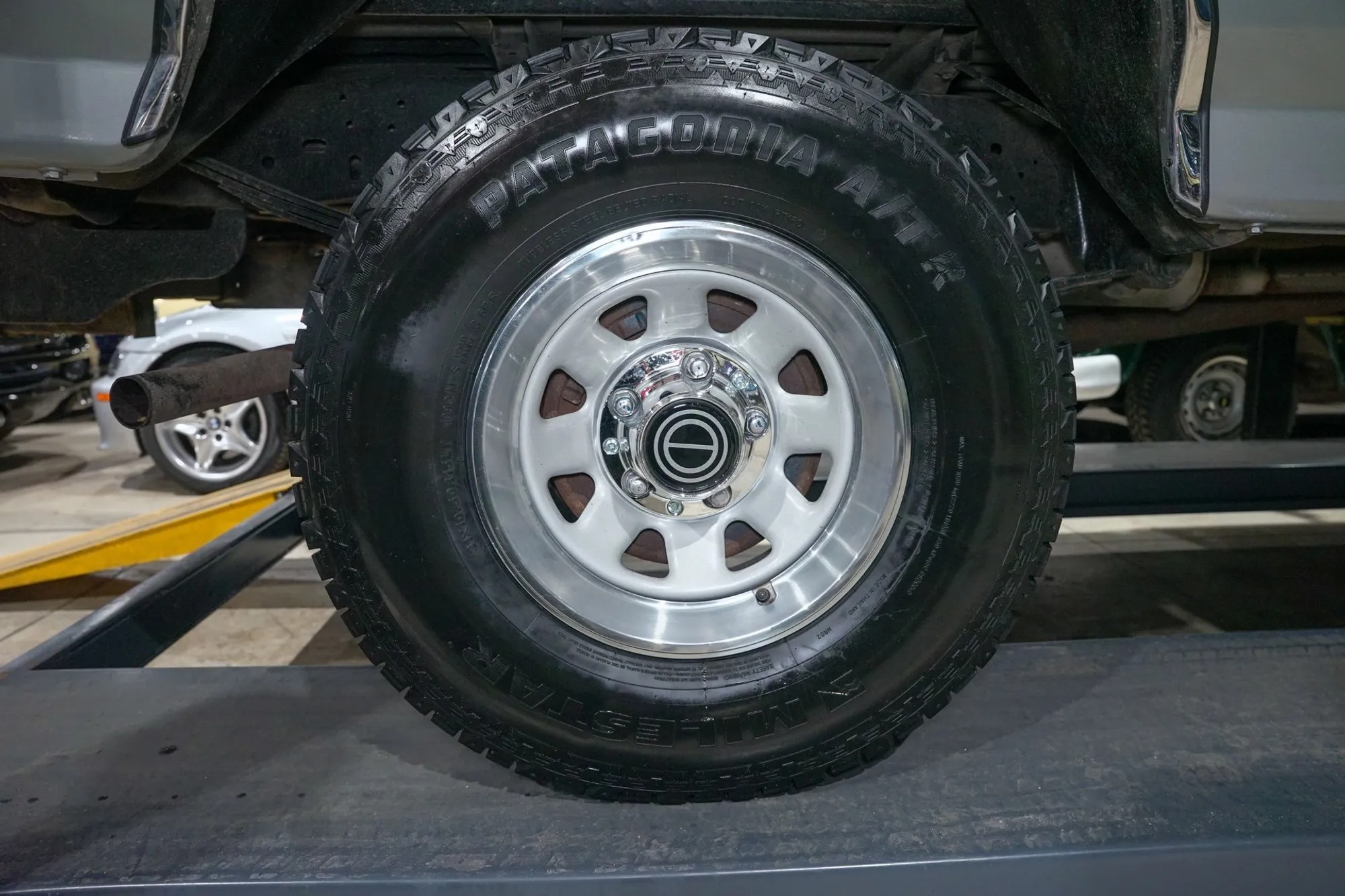 1990 Ford F-150 XLT Lariat