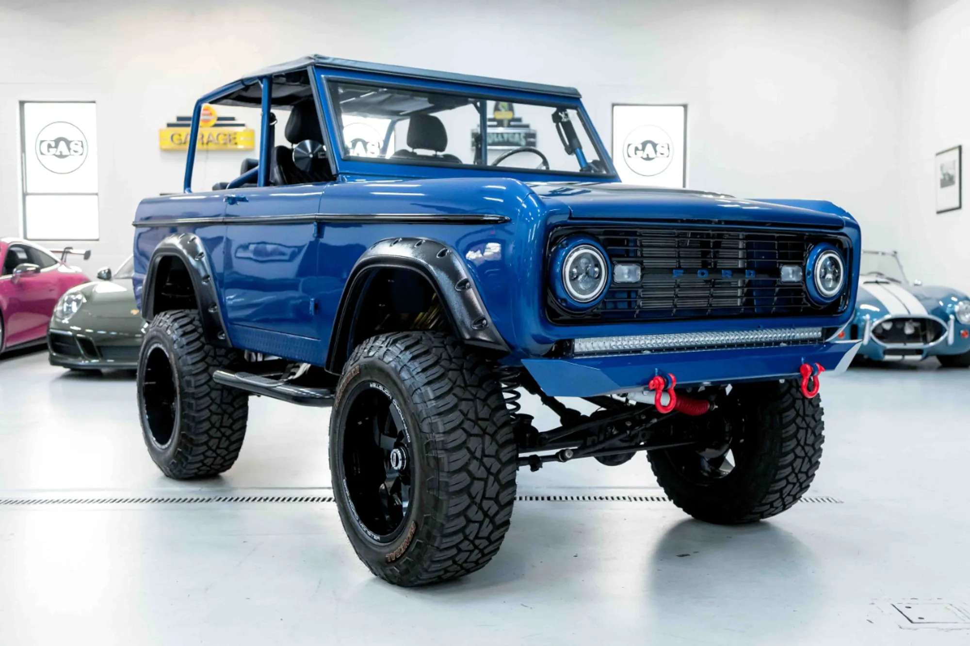 1967 Ford Bronco - 4