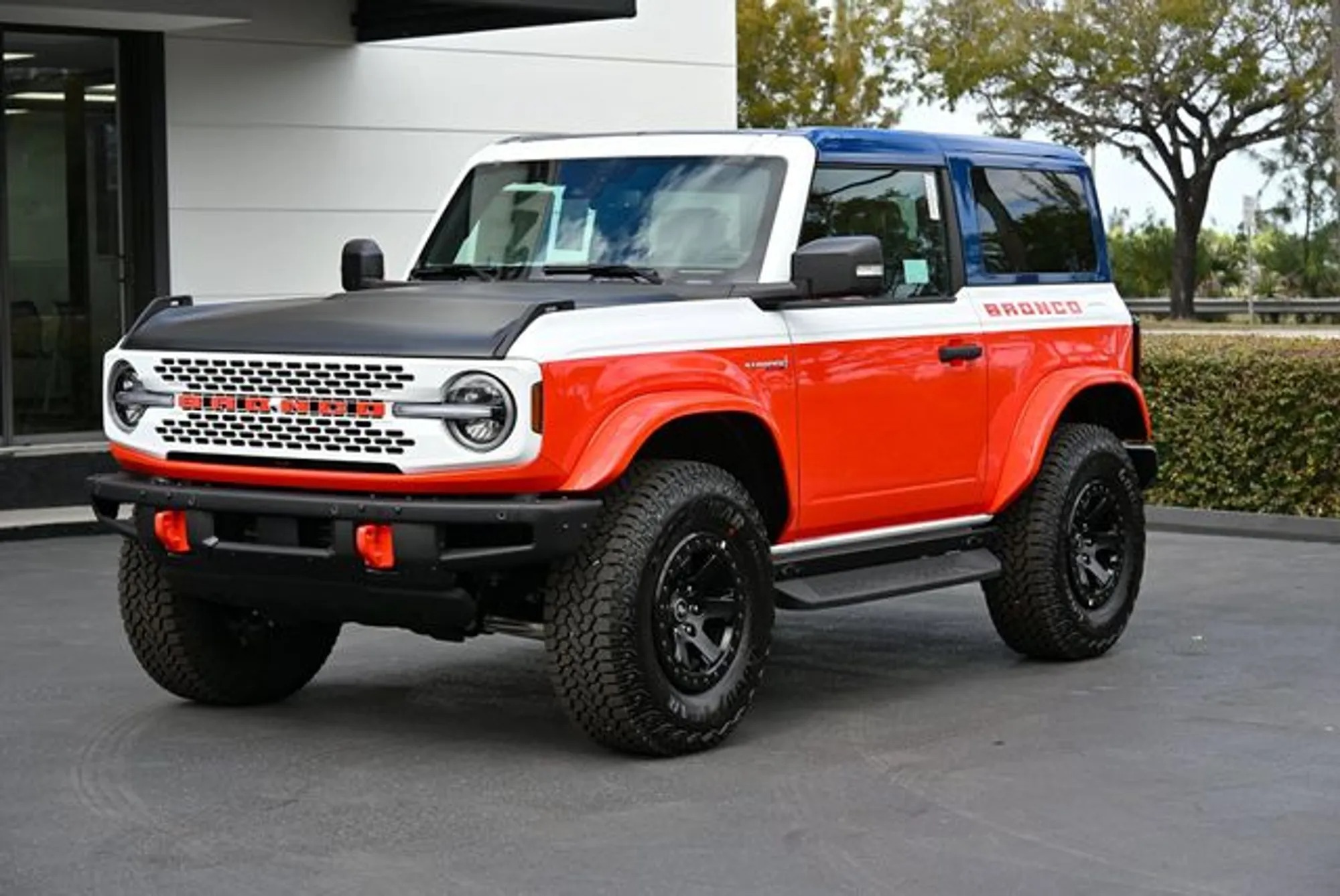 2025 Ford Bronco Stroppe Edition - 4