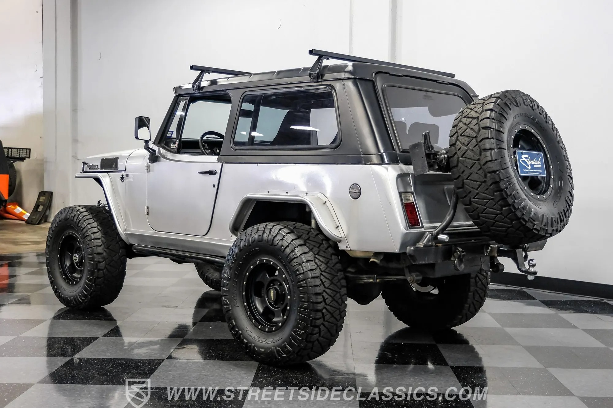 1970 Jeep Jeepster Commando - 5