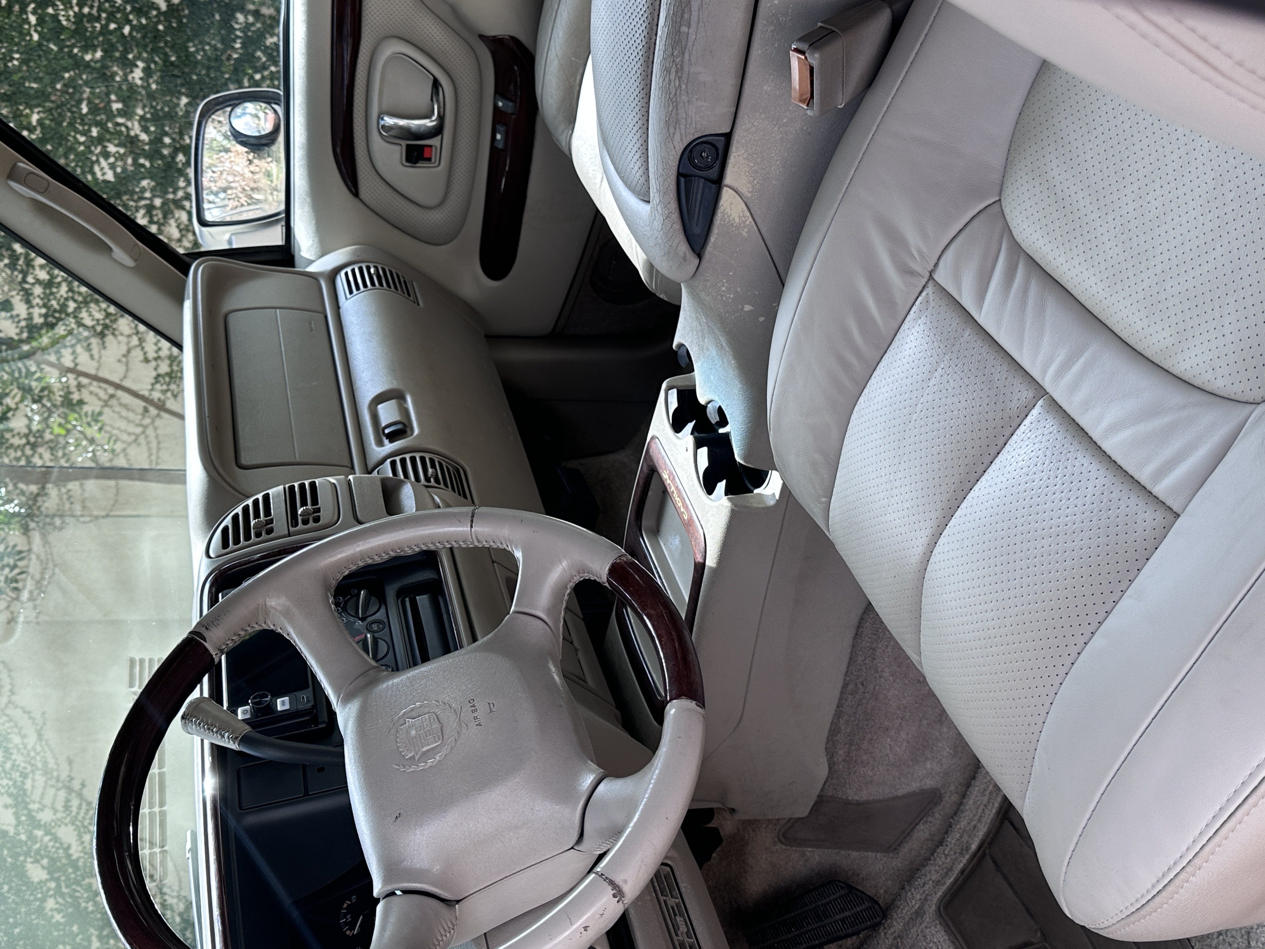 2000 Cadillac Escalade