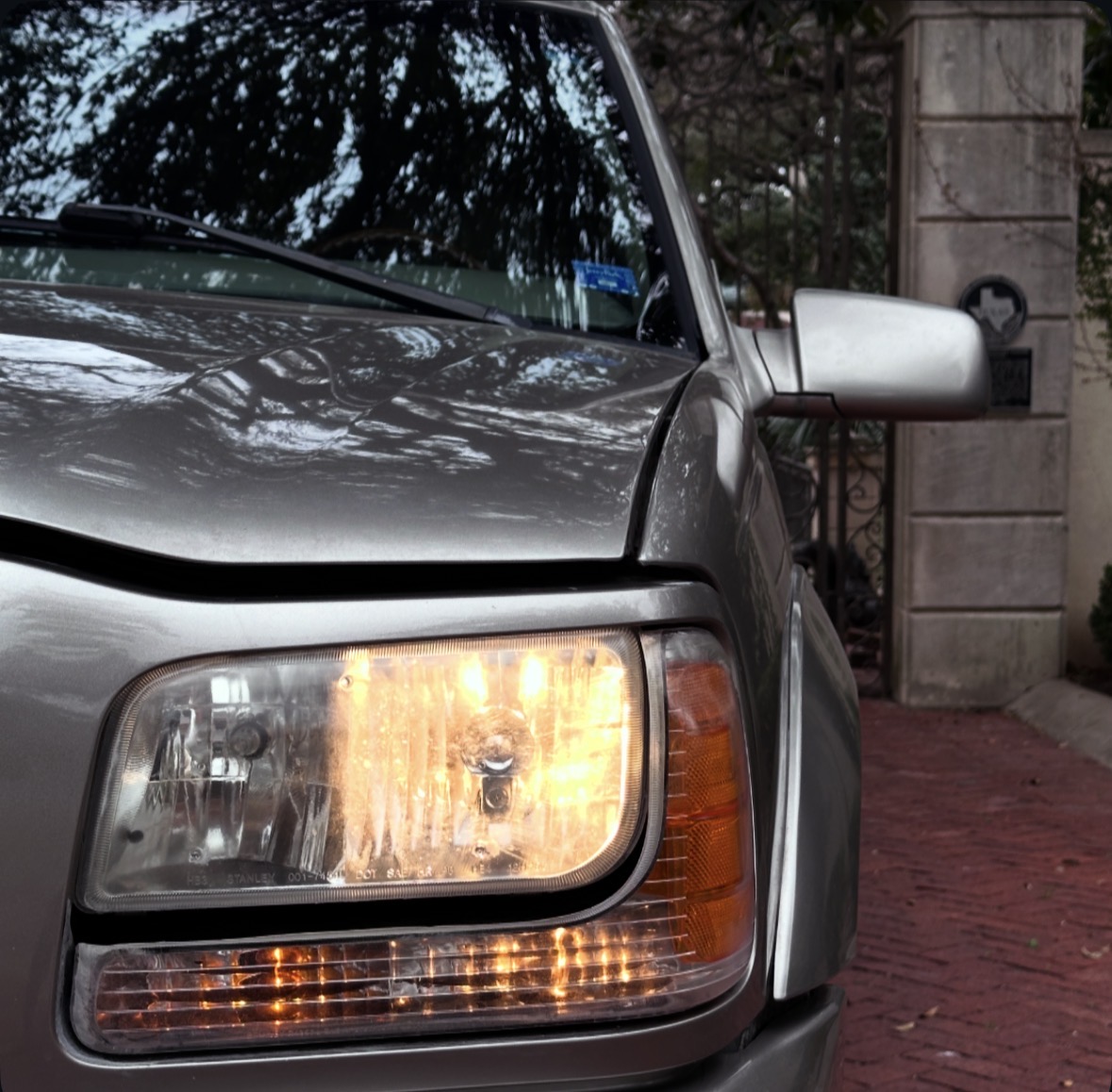 2000 Cadillac Escalade