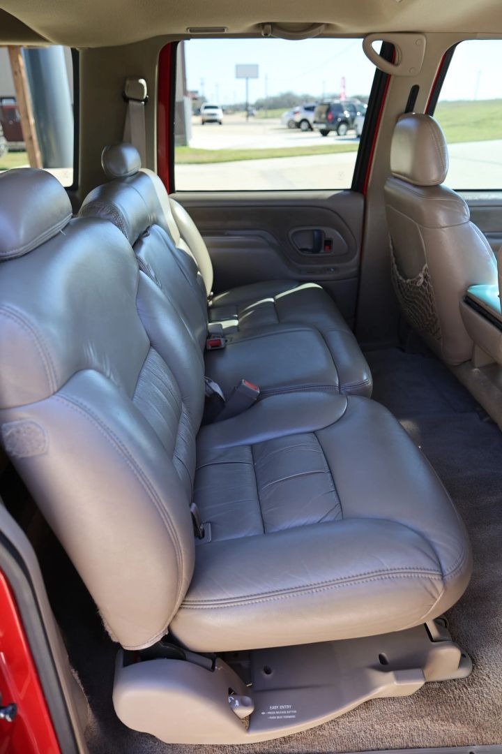 1998 Chevrolet Suburban K1500