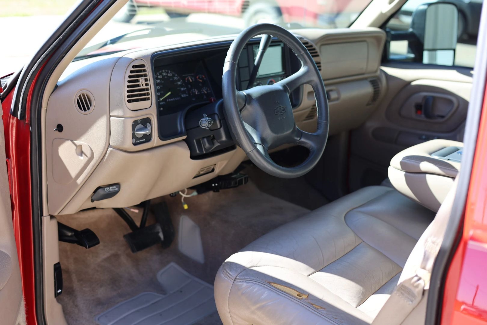 1998 Chevrolet Suburban K1500