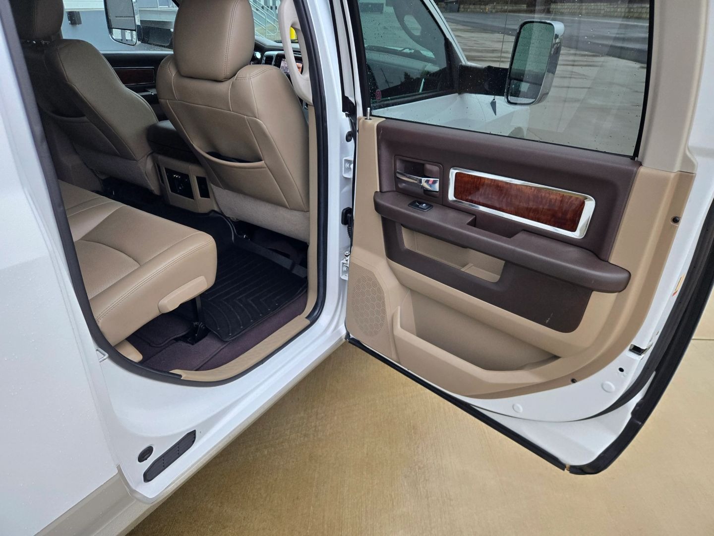 2010 Dodge Ram 3500 Laramie