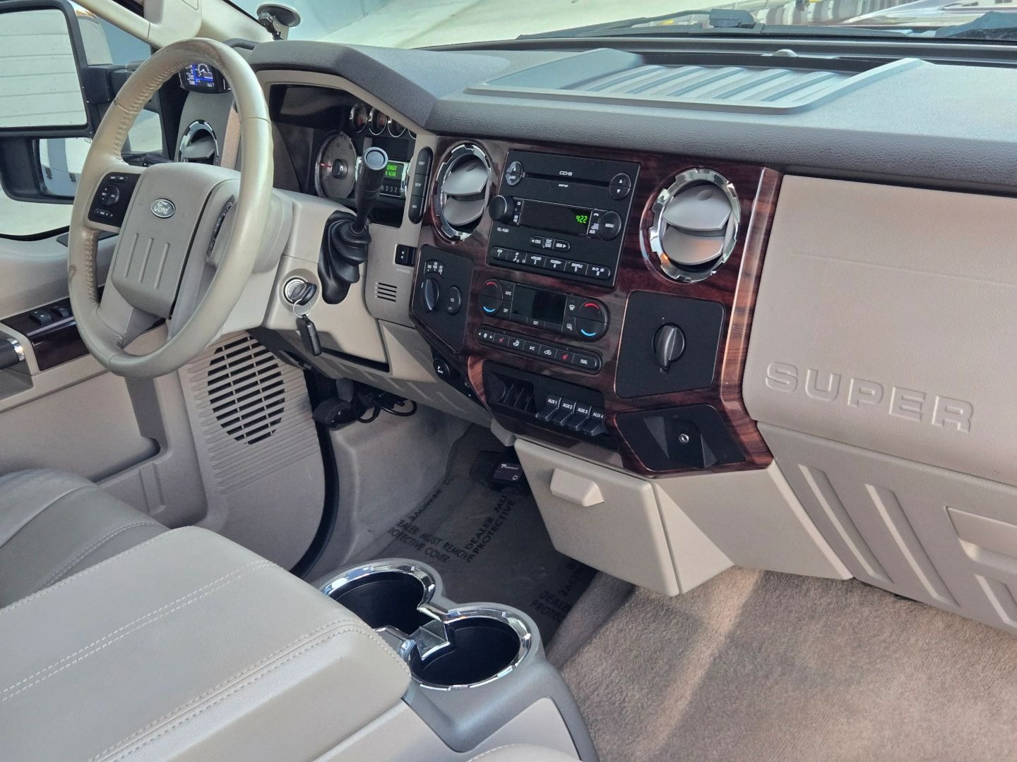 2008 Ford F350 Super Duty Crew Cab XL