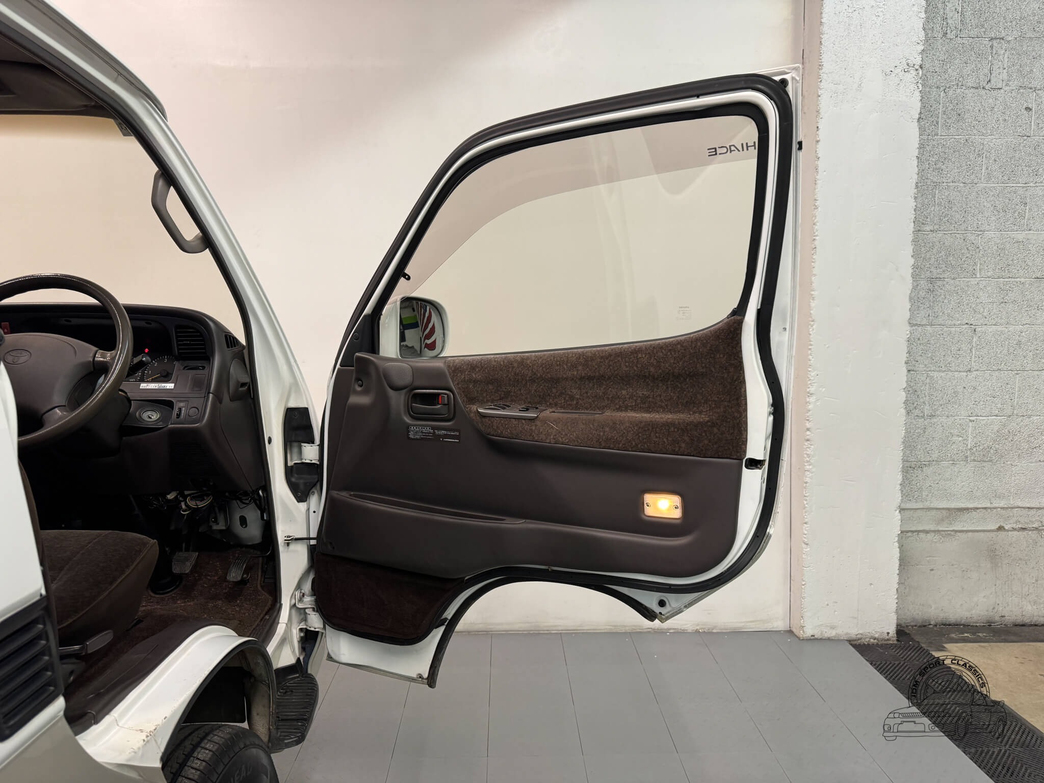 1995 Toyota HiAce Super Custom 4x4