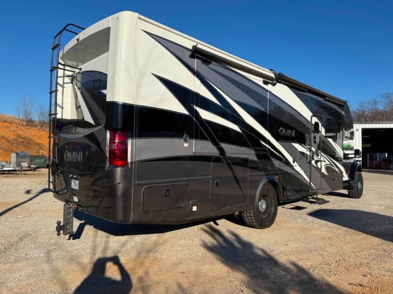 2021 Ford F-550 Thor Omni BH35