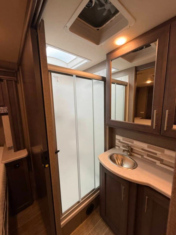 2021 Ford F-550 Thor Omni BH35