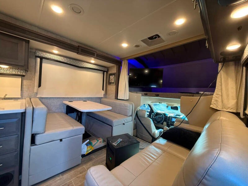 2021 Ford F-550 Thor Omni BH35