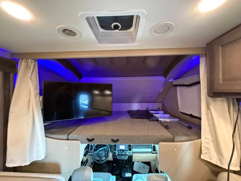 2021 Ford F-550 Thor Omni BH35