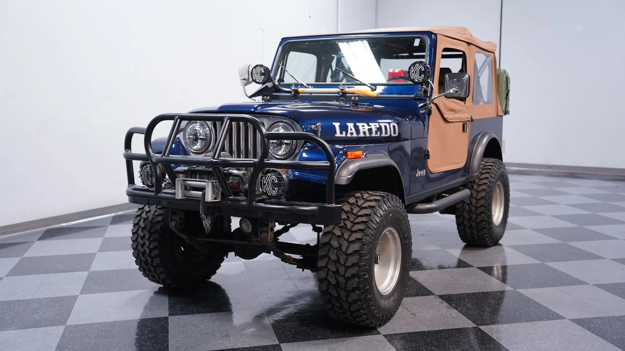 1985 Jeep CJ-7 Laredo