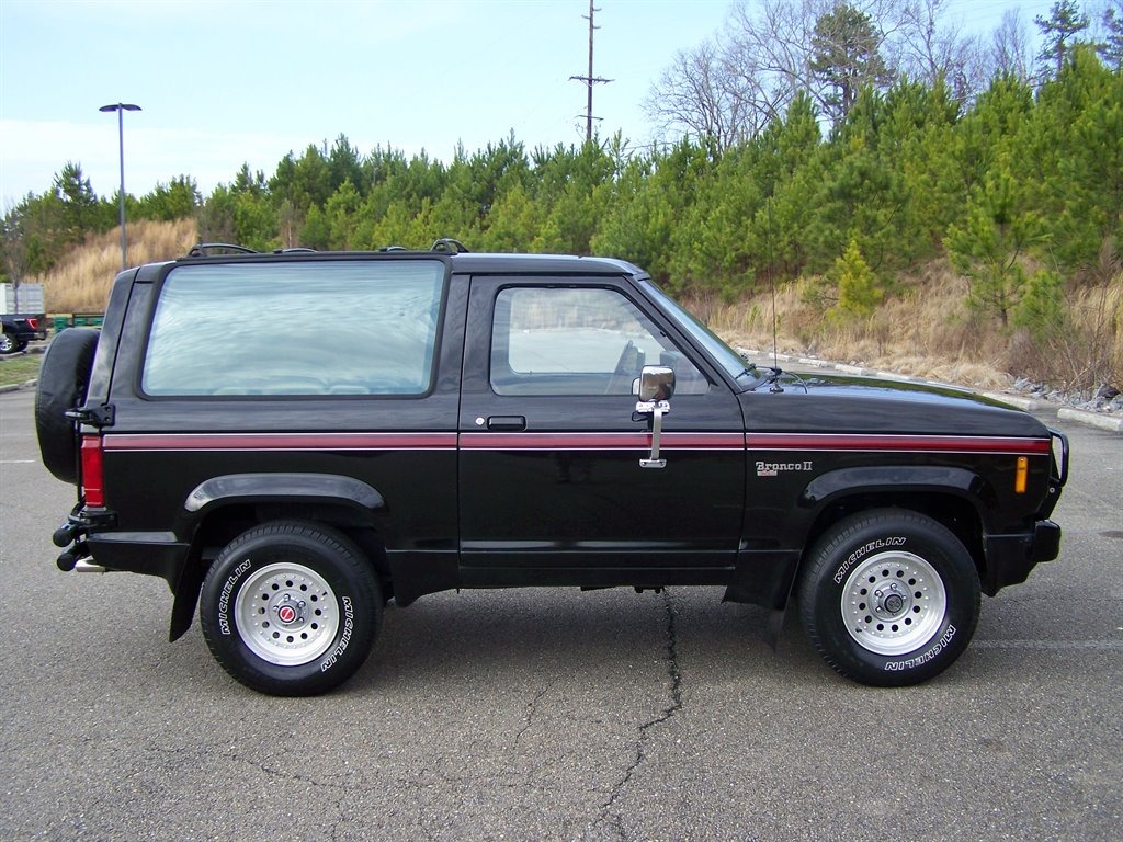 1988 Ford Bronco II XL Sport - 5