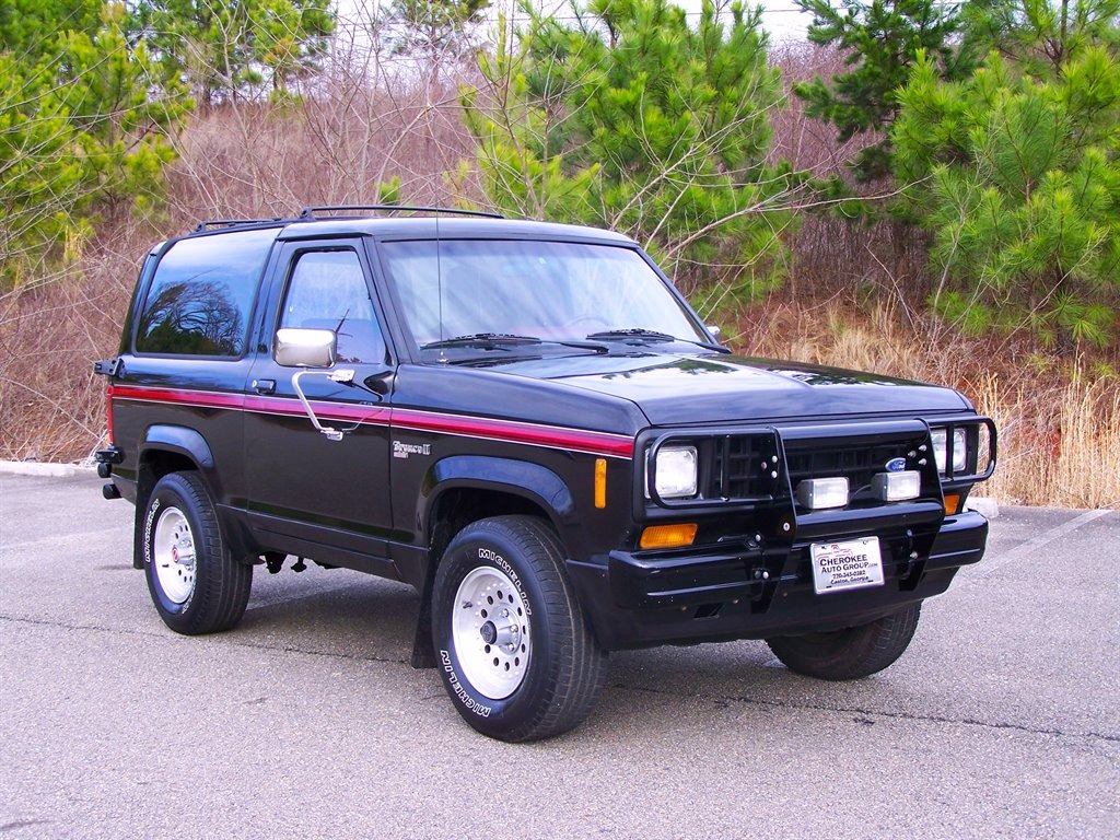 1988 Ford Bronco II XL Sport - 3
