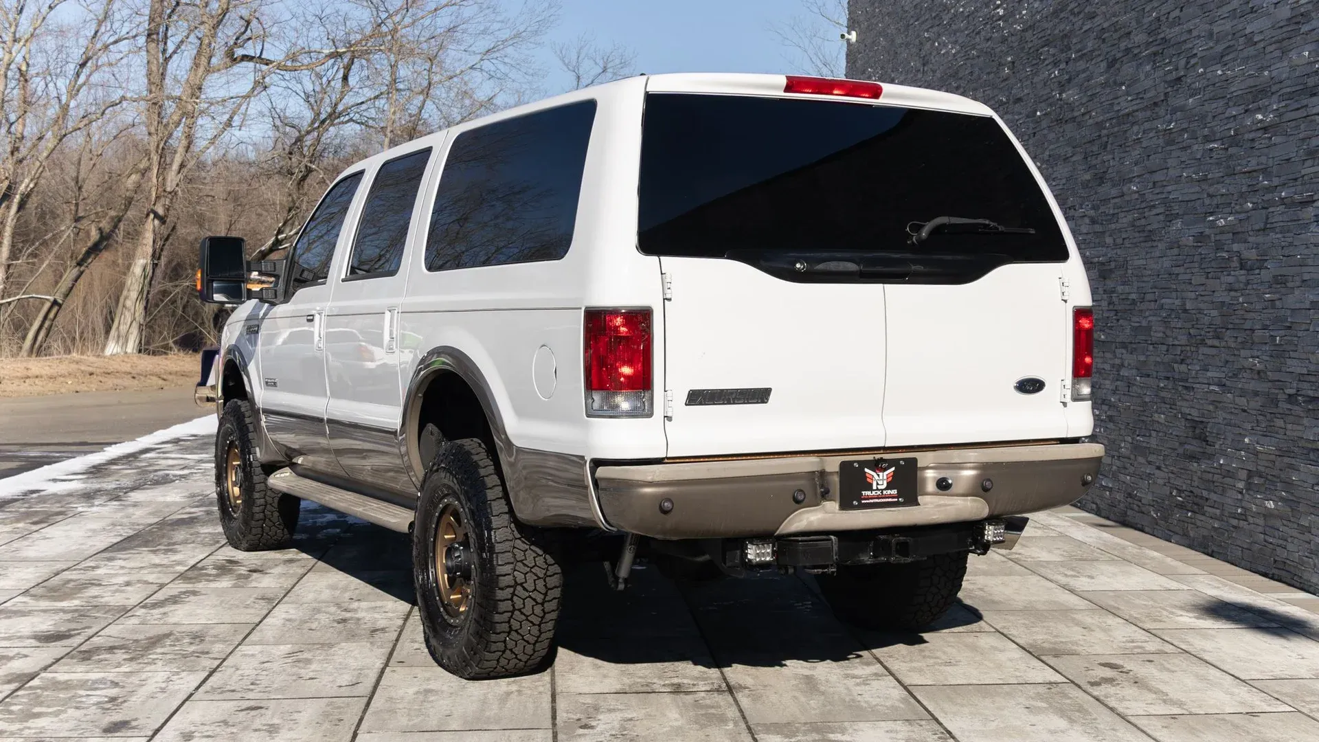 2005 Ford Excursion Eddie Bauer
