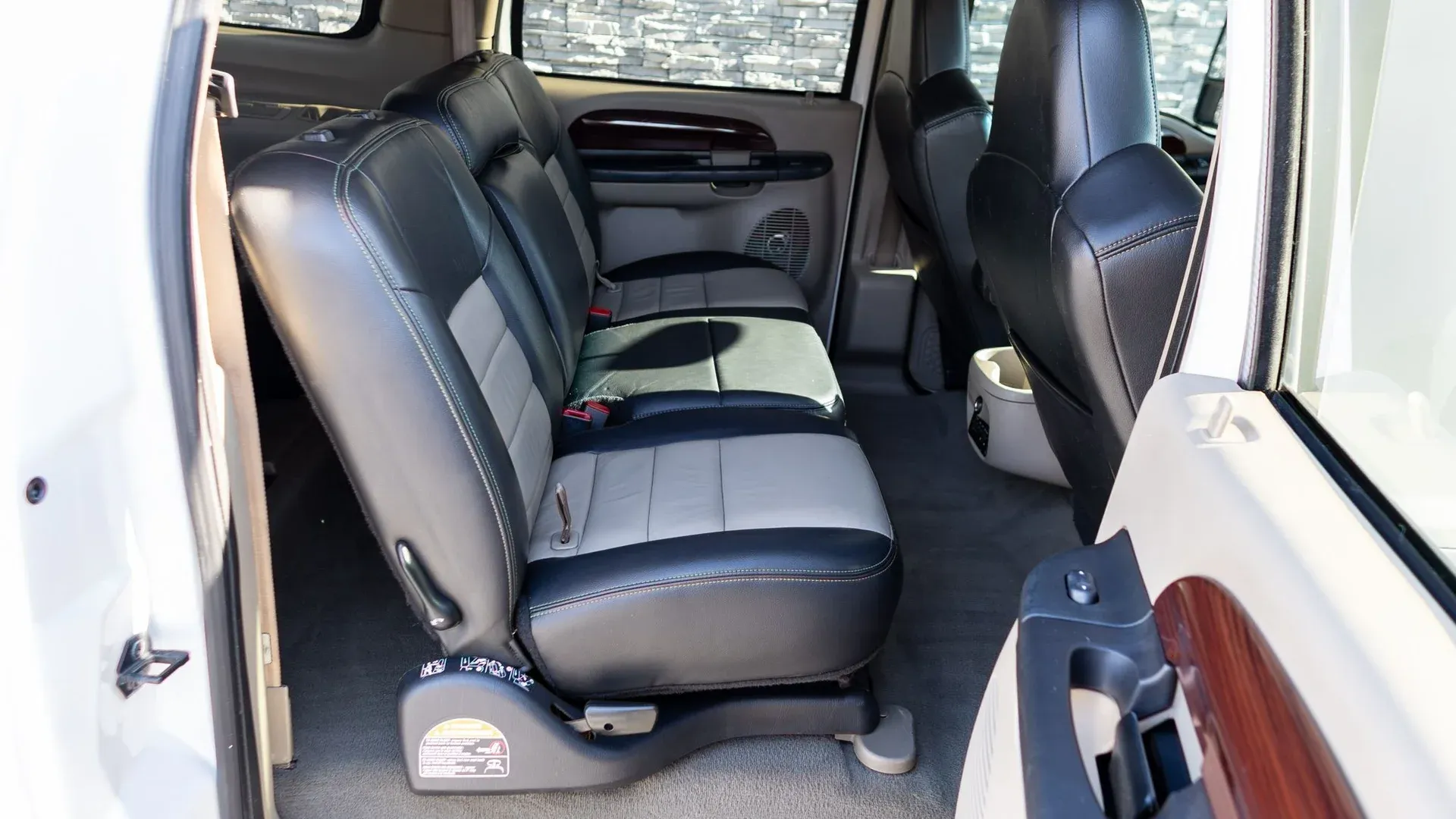 2005 Ford Excursion Eddie Bauer