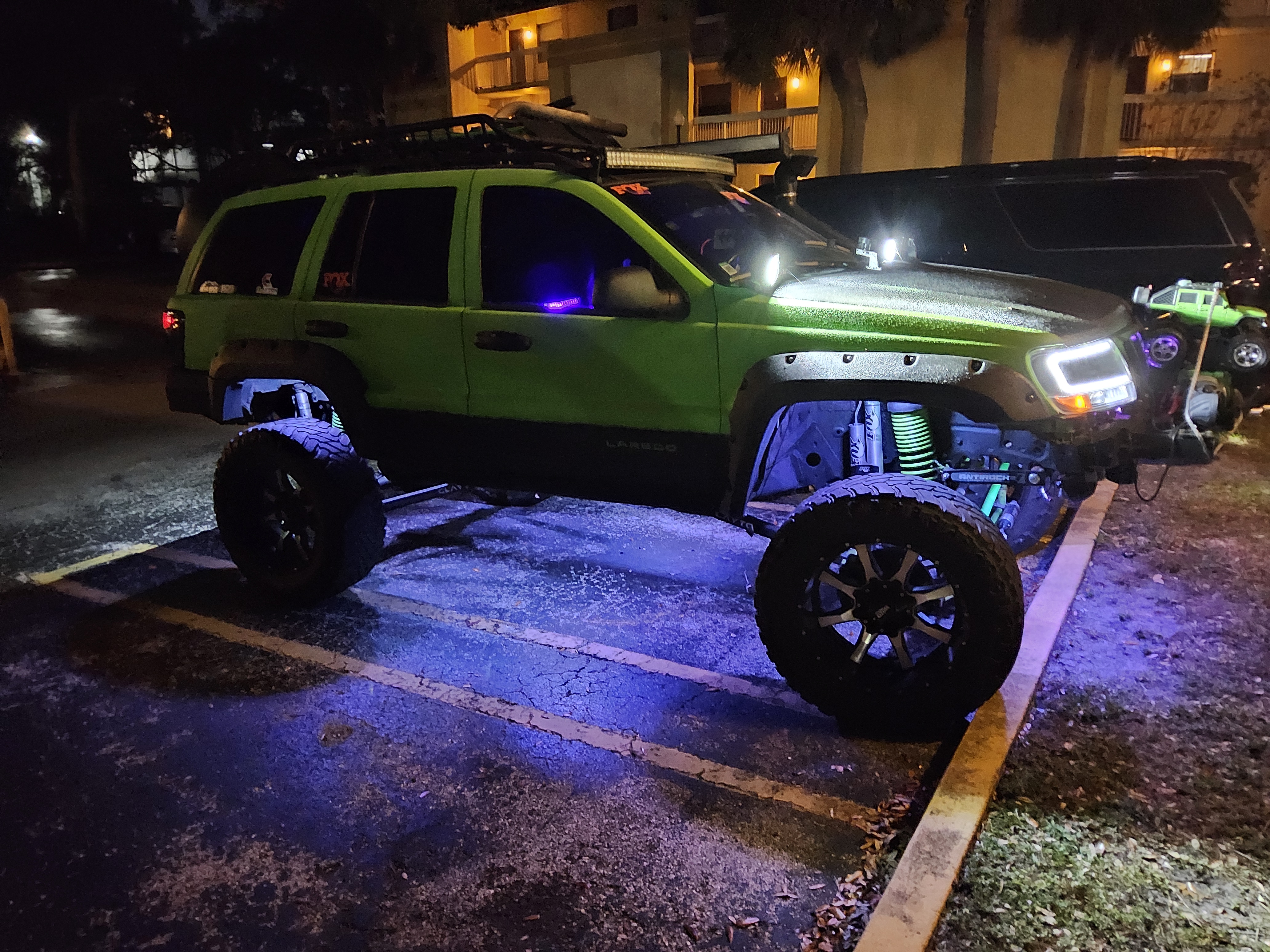 2003 Jeep Grand Cherokee - 3