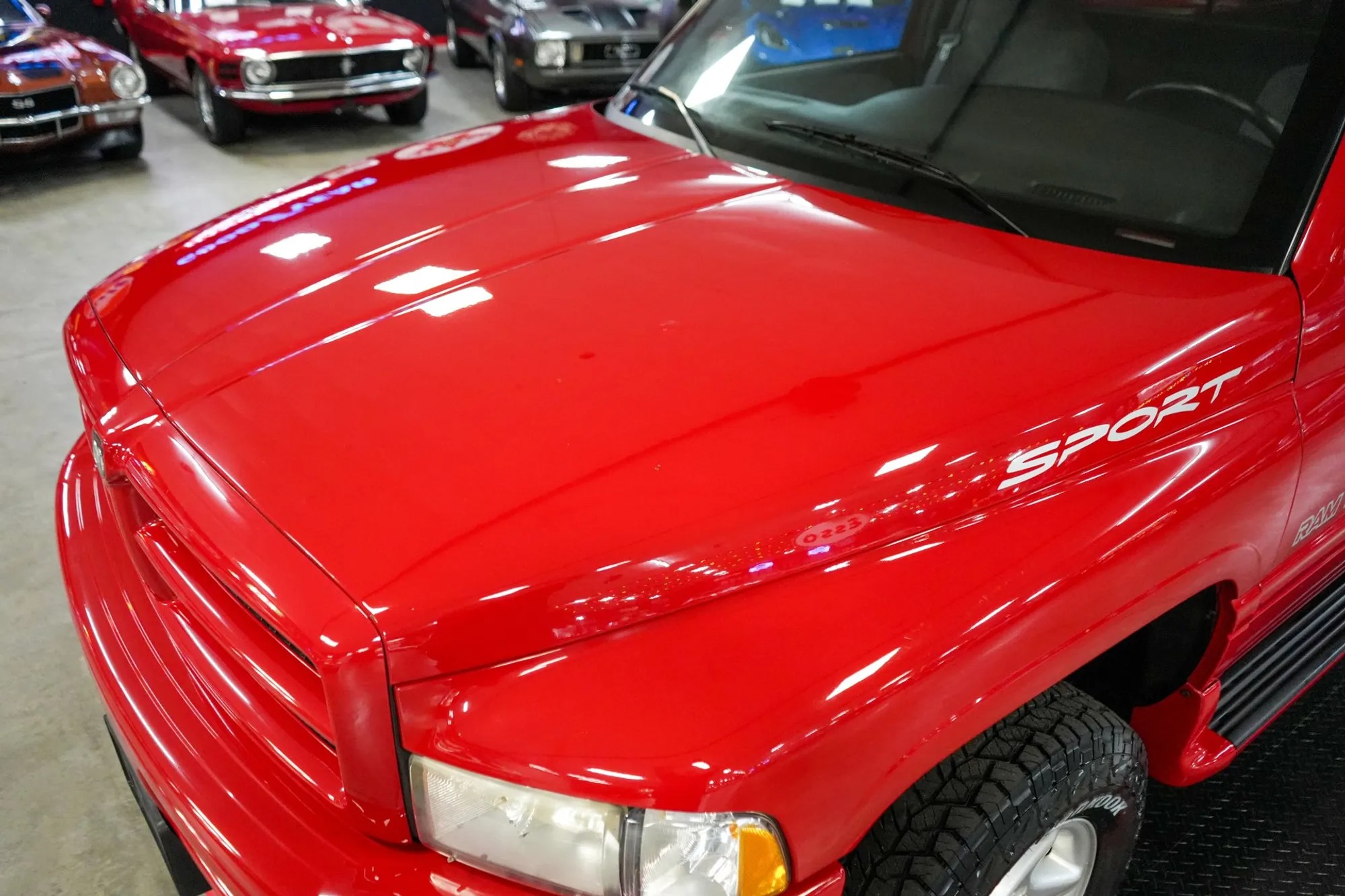 51k-Mile 2000 Dodge Ram 1500 4x4 Quad Cab Sport