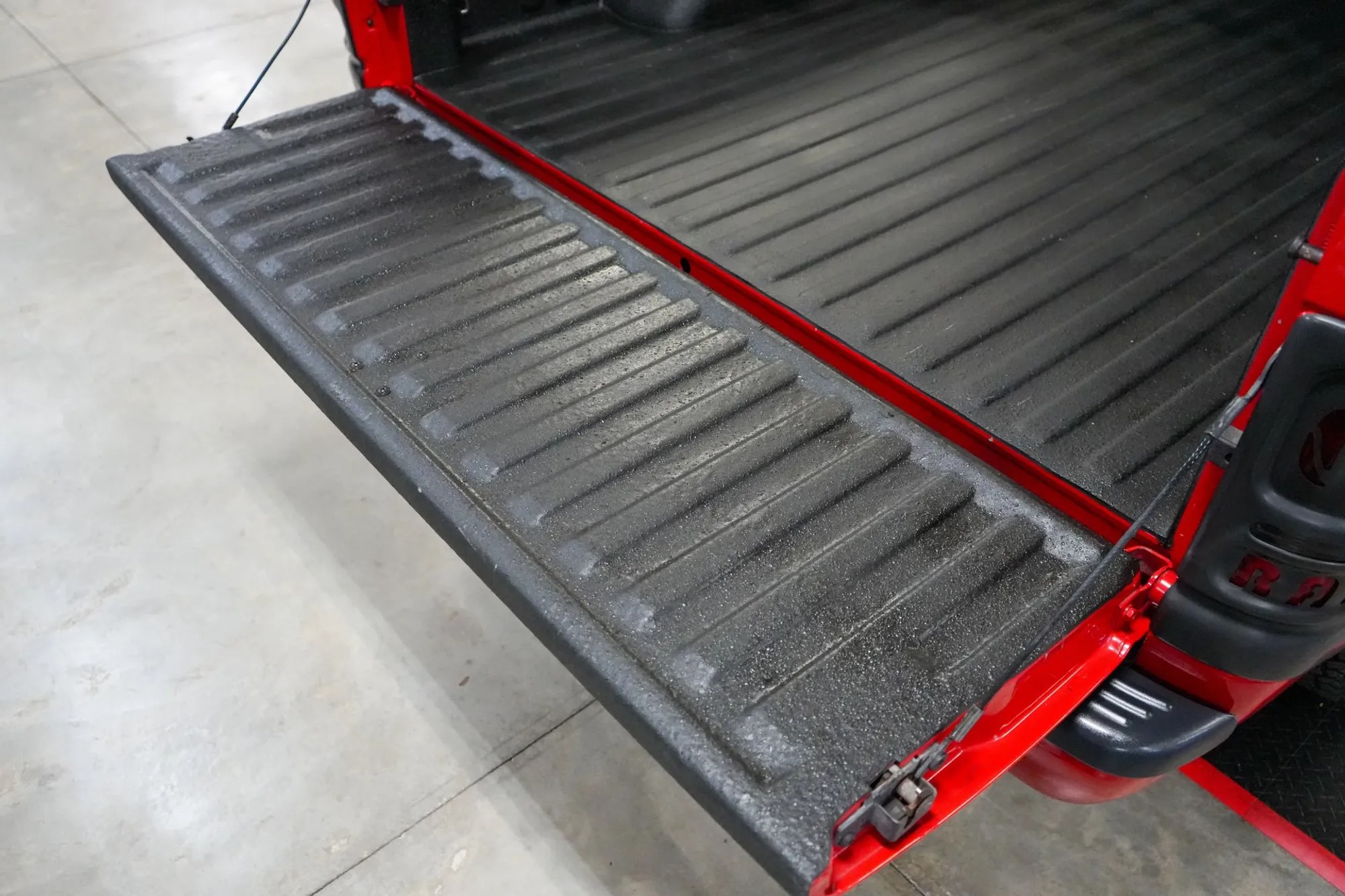 51k-Mile 2000 Dodge Ram 1500 4x4 Quad Cab Sport