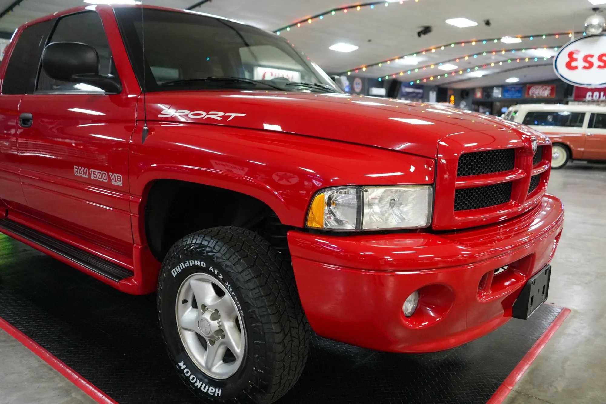 51k-Mile 2000 Dodge Ram 1500 4x4 Quad Cab Sport