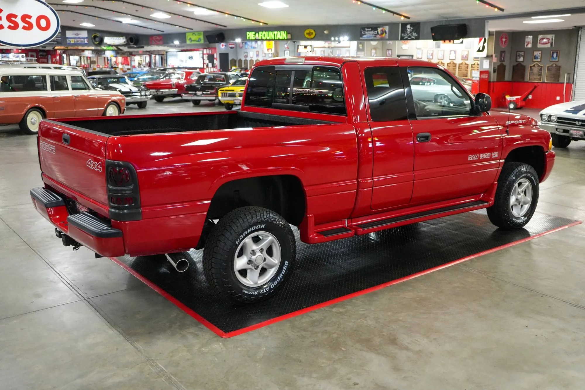 51k-Mile 2000 Dodge Ram 1500 4x4 Quad Cab Sport