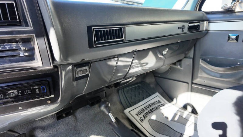 1989 Chevrolet Blazer Silverado - 3