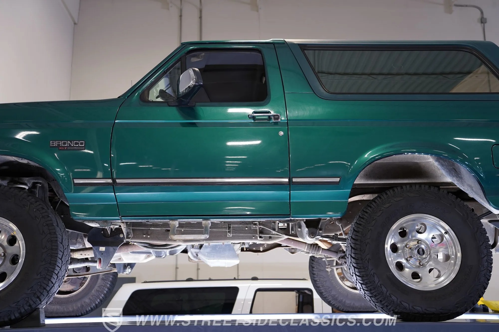 1996 Ford Bronco XLT 4×4