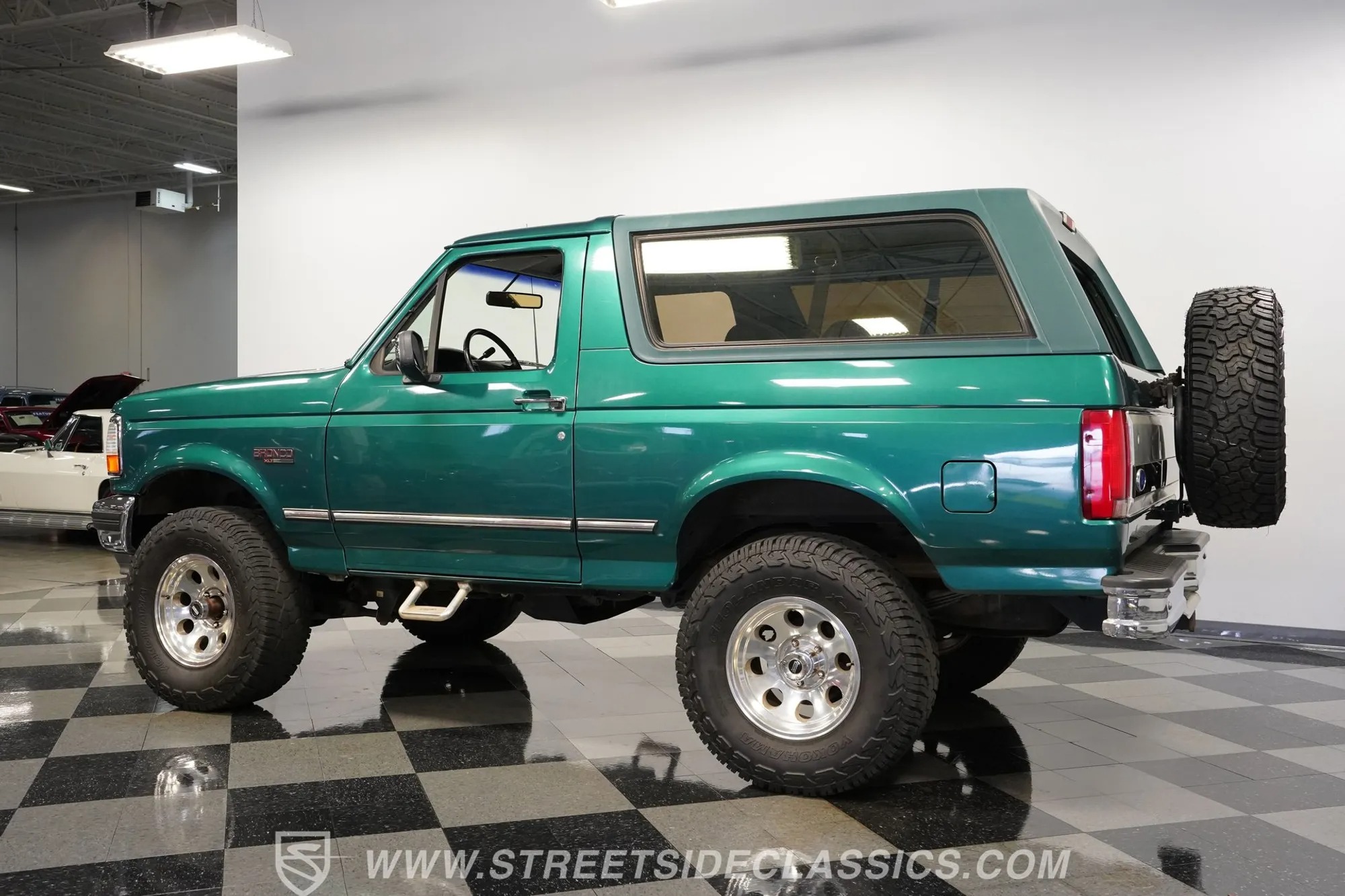 1996 Ford Bronco XLT 4×4 - 4