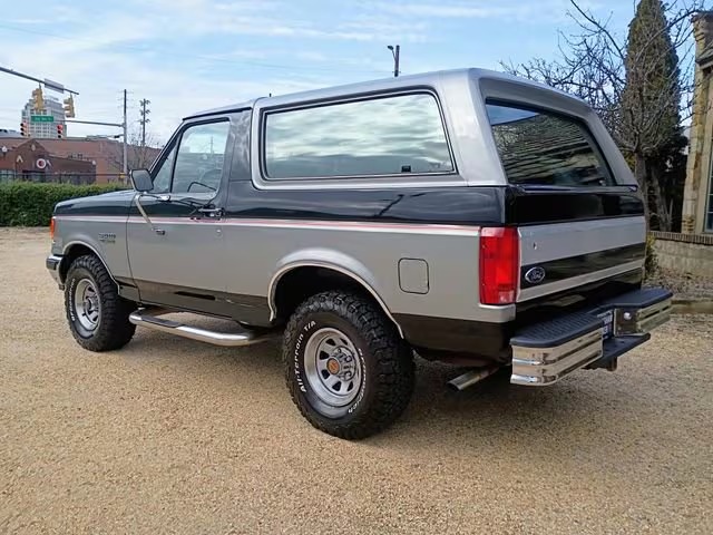 1990 Ford Bronco XLT