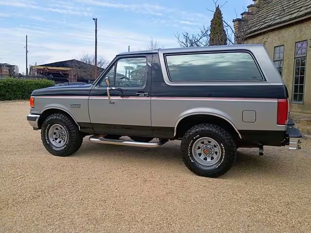1990 Ford Bronco XLT