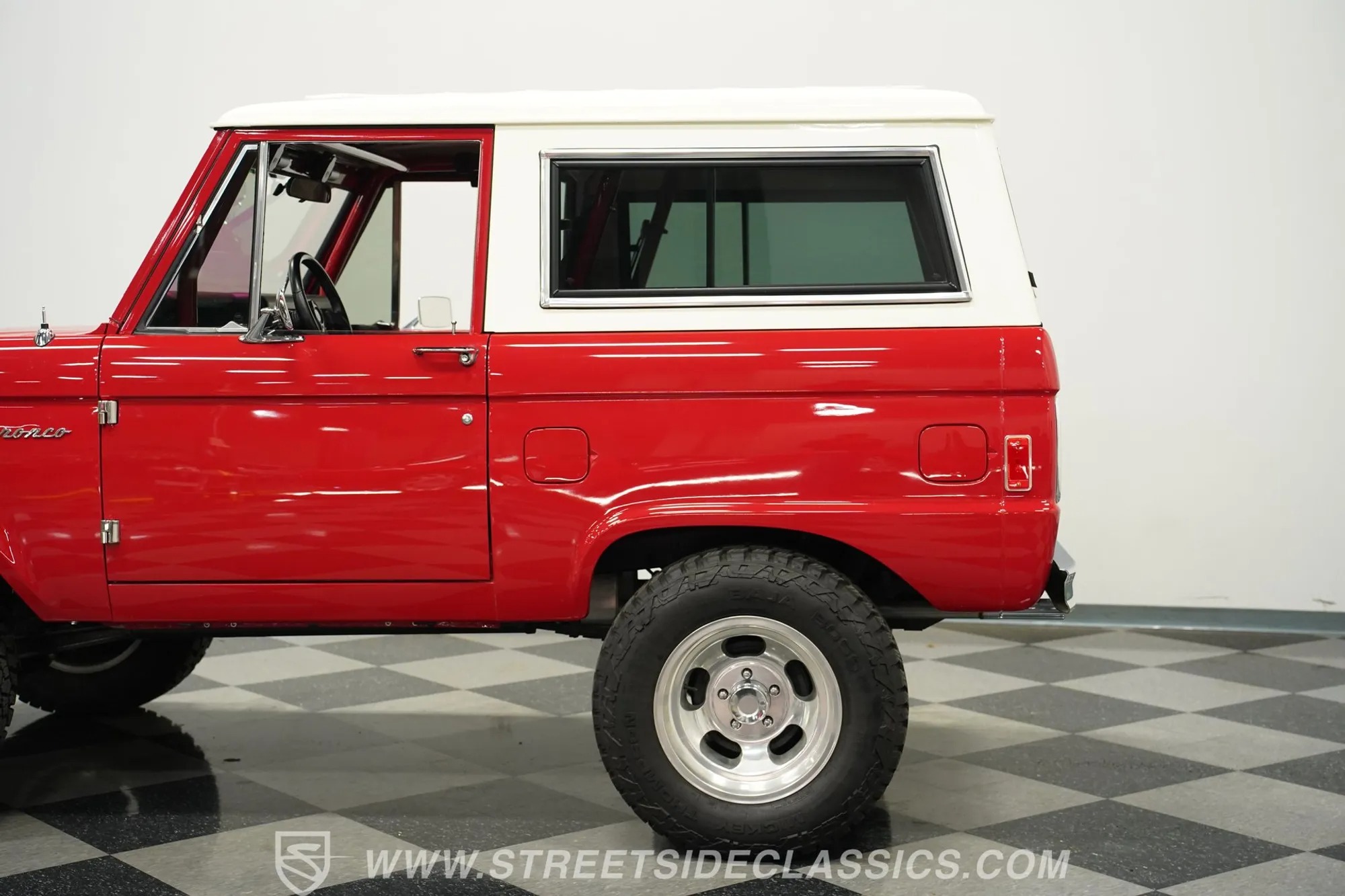 1977 Ford Bronco 4×4