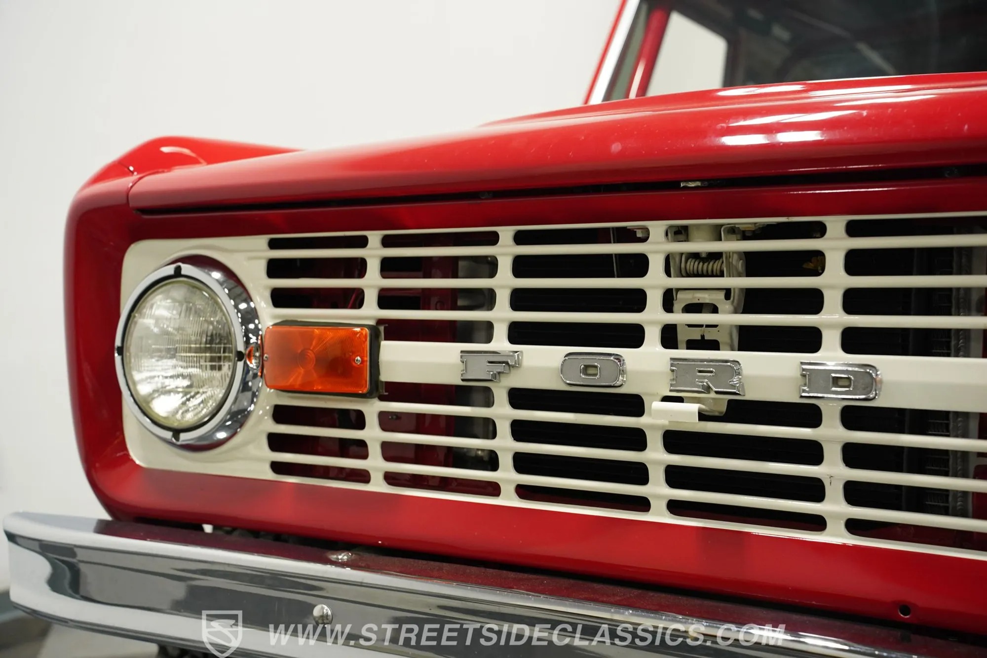 1977 Ford Bronco 4×4