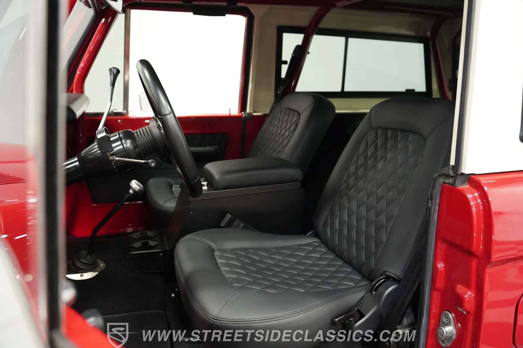 1977 Ford Bronco 4×4