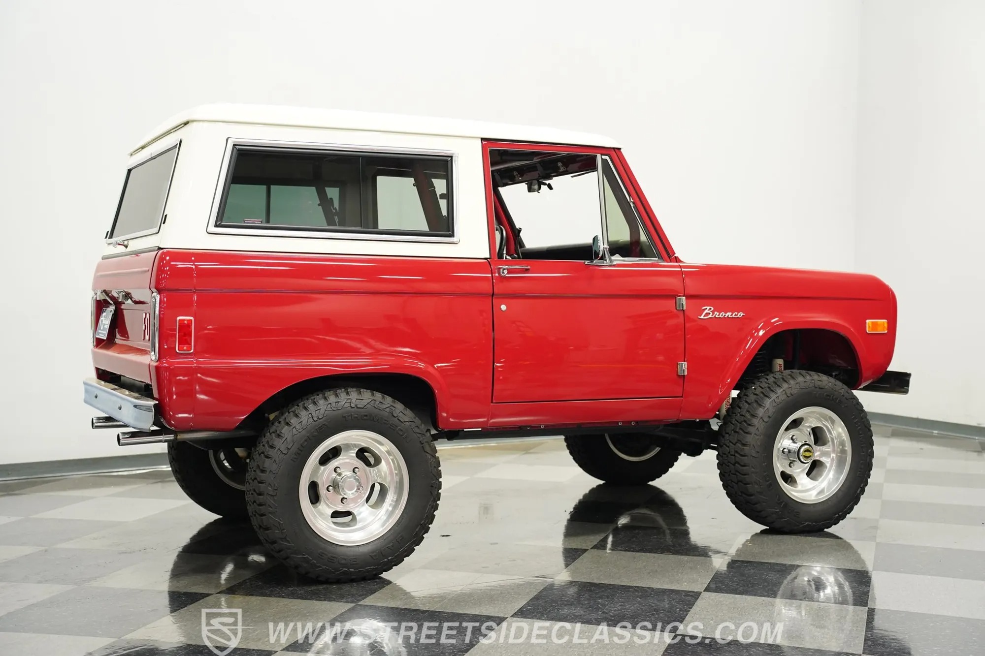 1977 Ford Bronco 4×4
