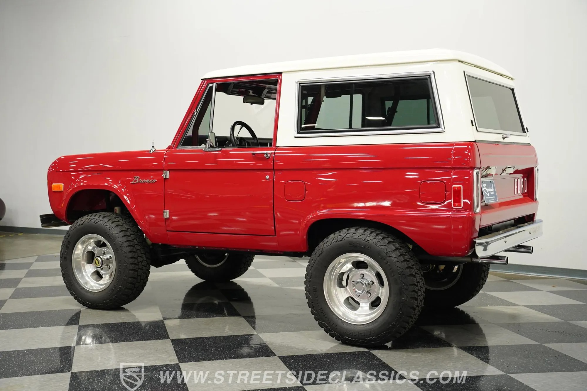 1977 Ford Bronco 4×4