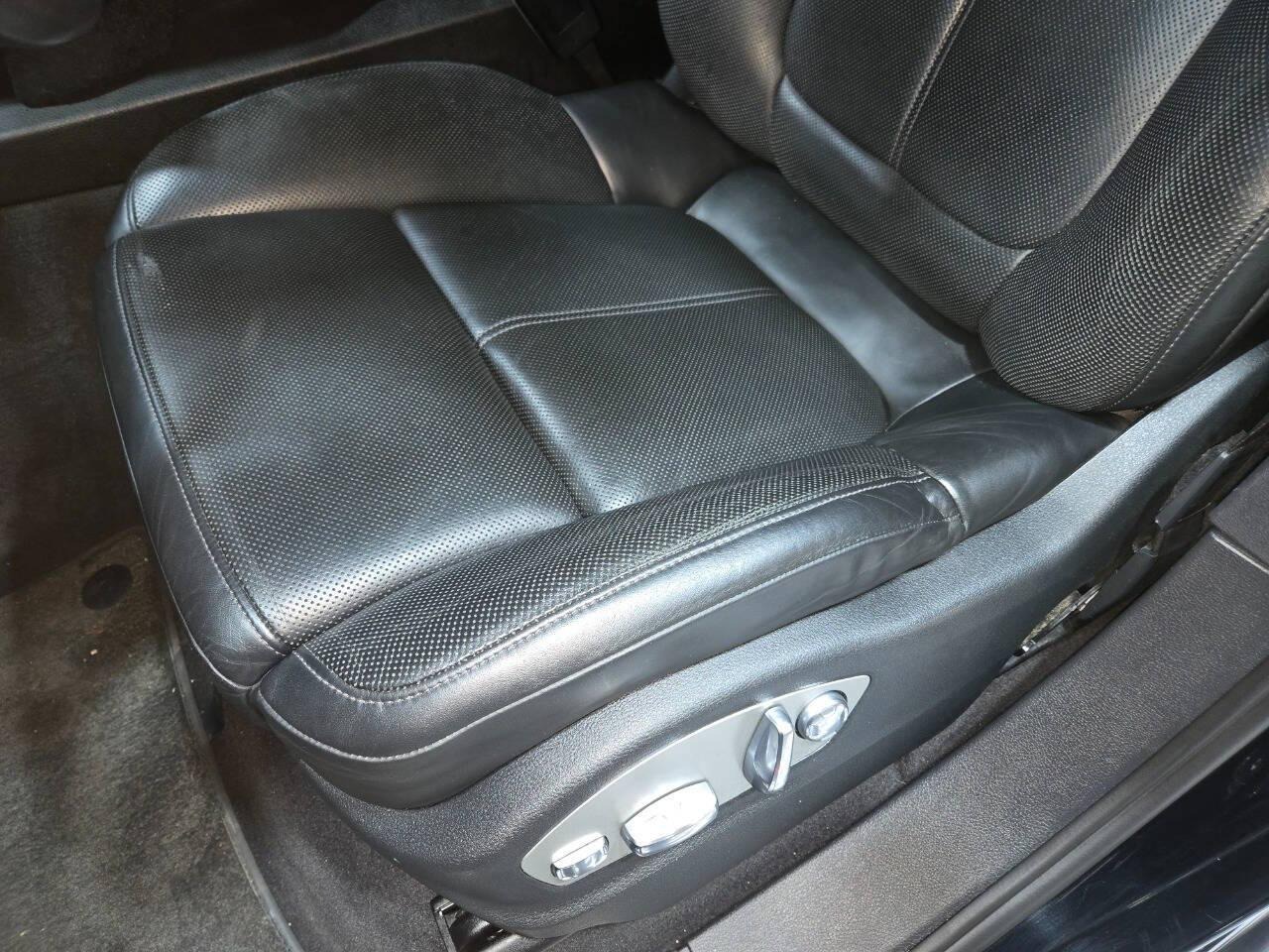 2013 Porsche Cayenne GTS