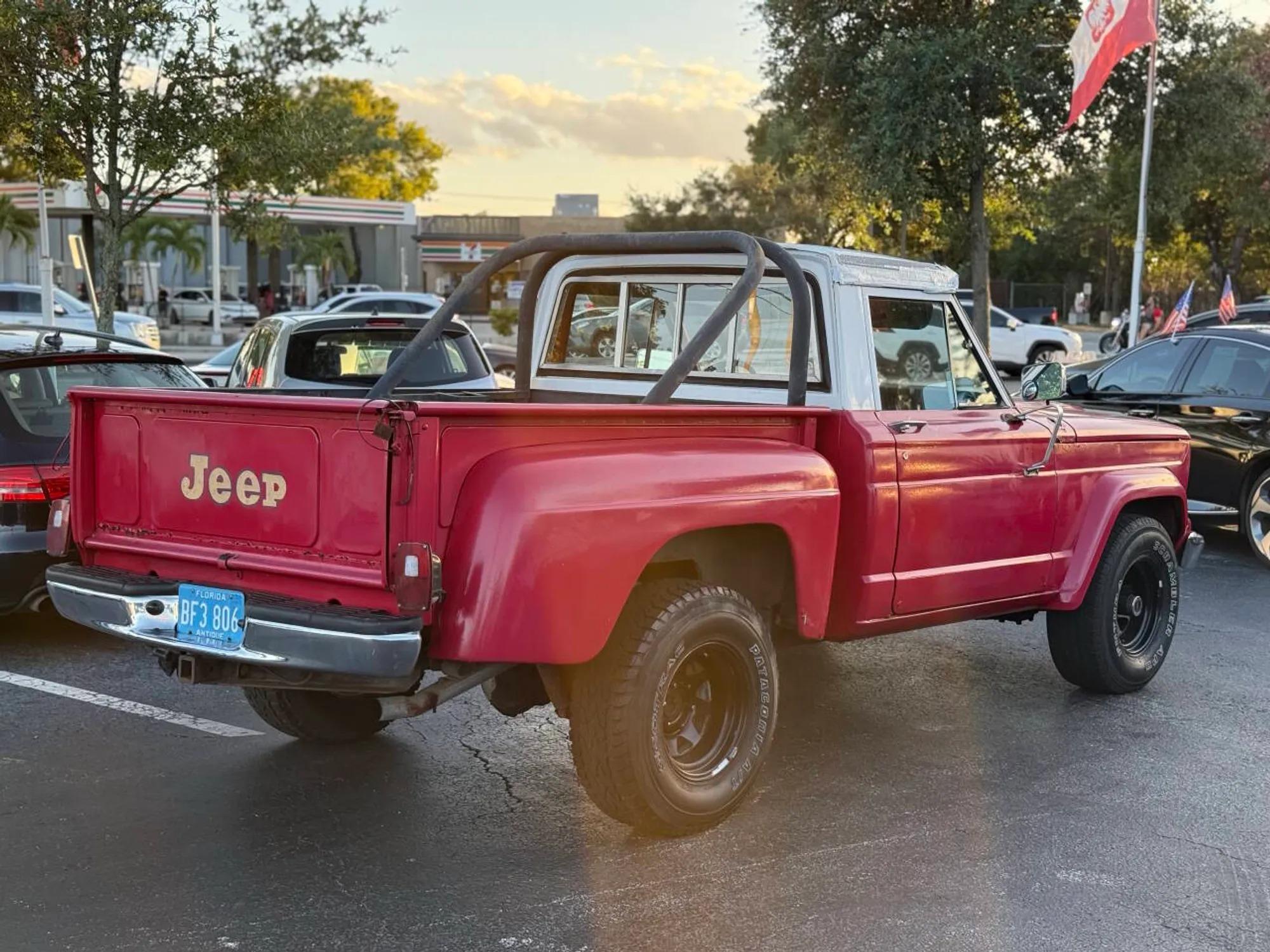 1973 Jeep J-4000