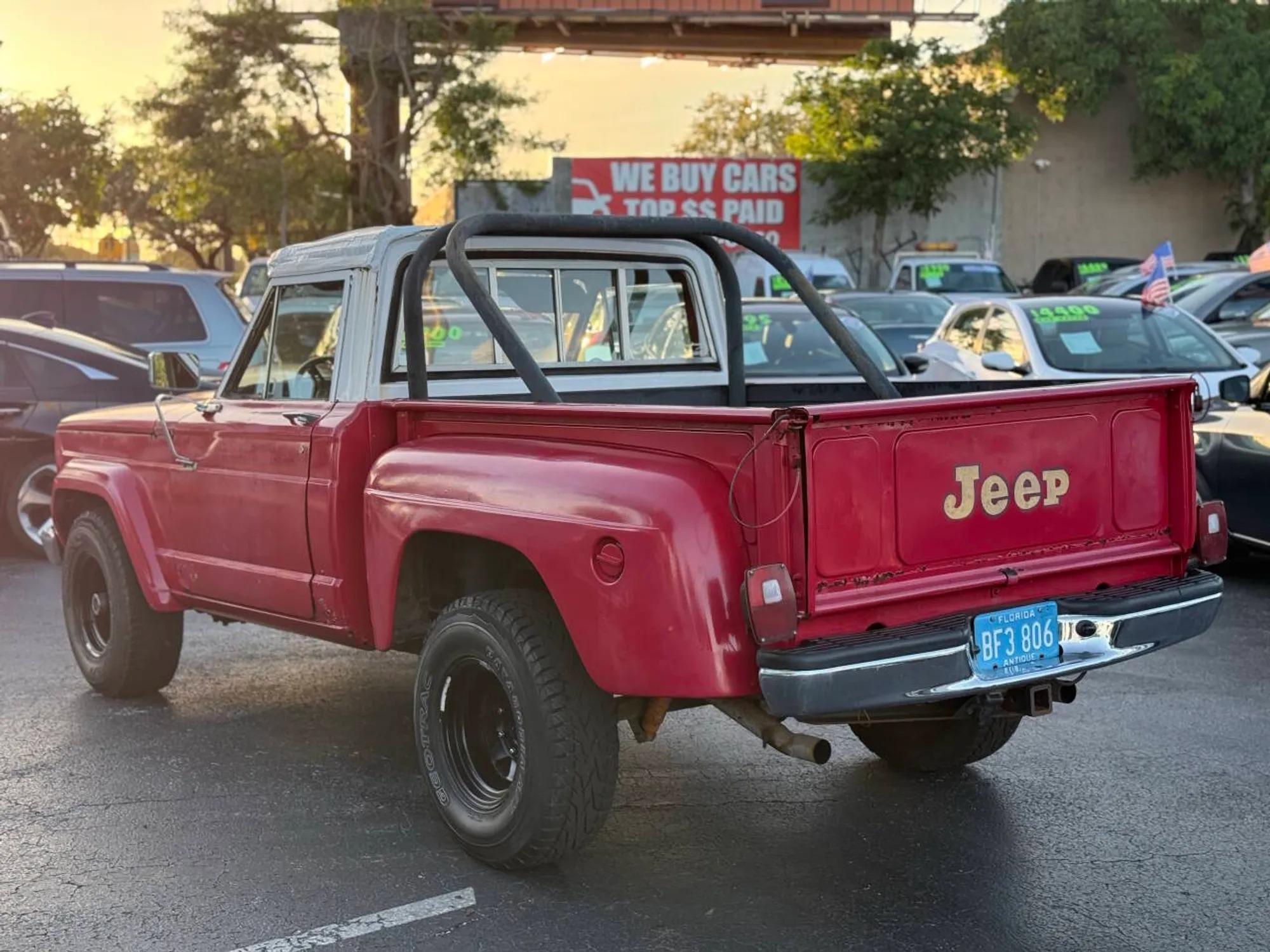 1973 Jeep J-4000