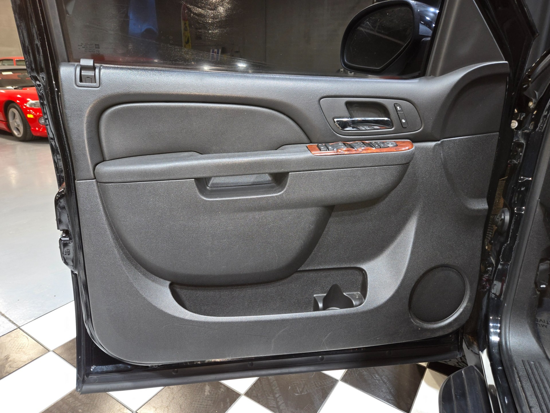 2012 Chevrolet Avalanche LT