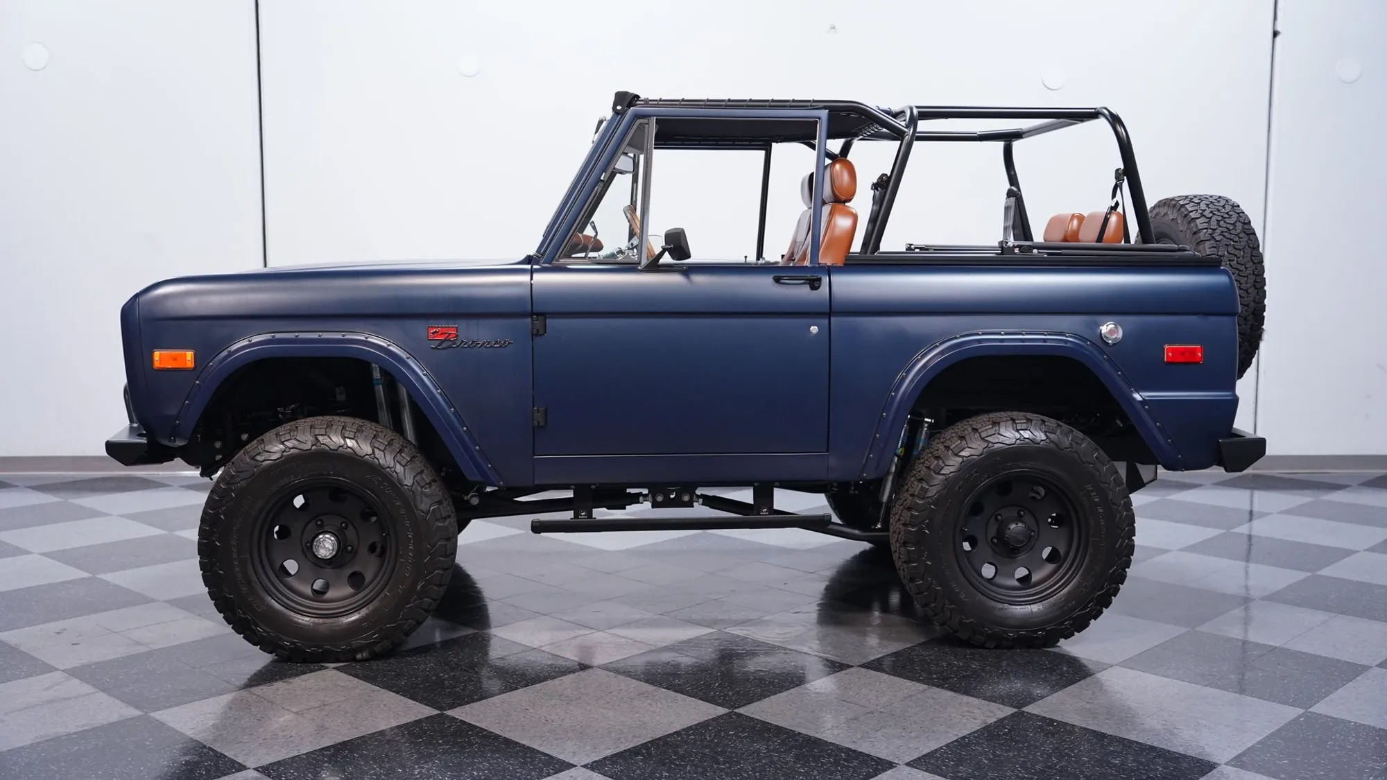 1972 Ford Bronco 4×4 - 2