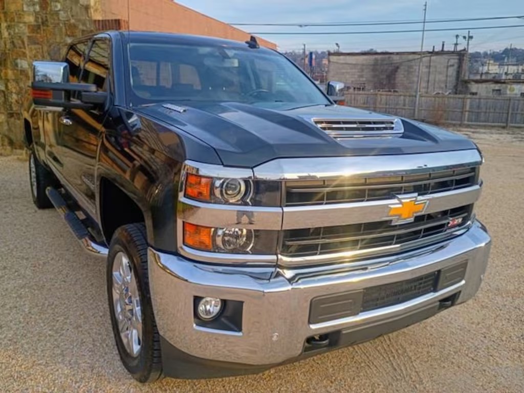 2018 Chevrolet Silverado 2500HD LTZ - 3