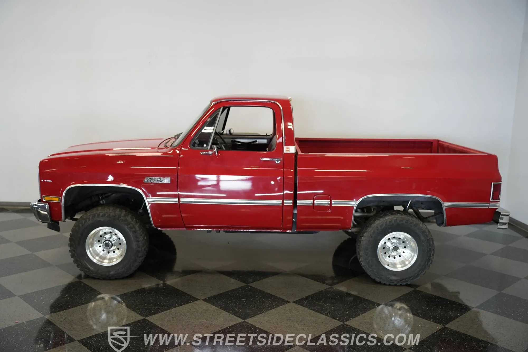1985 GMC Sierra 1500 4×4 - 4
