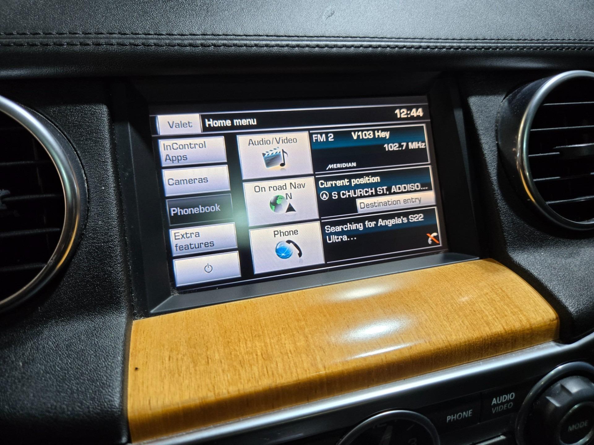 2015 Land Rover LR4 HSE LUX