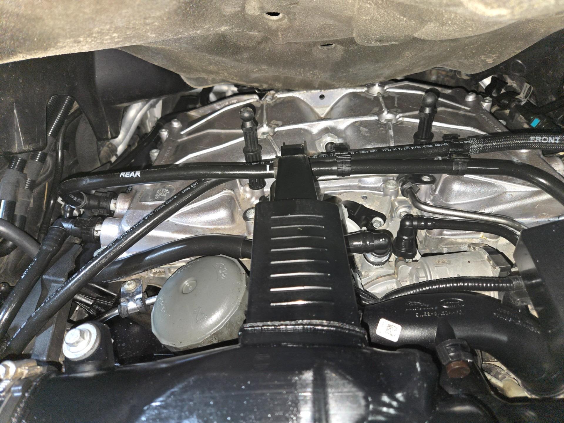 2015 Land Rover LR4 HSE LUX