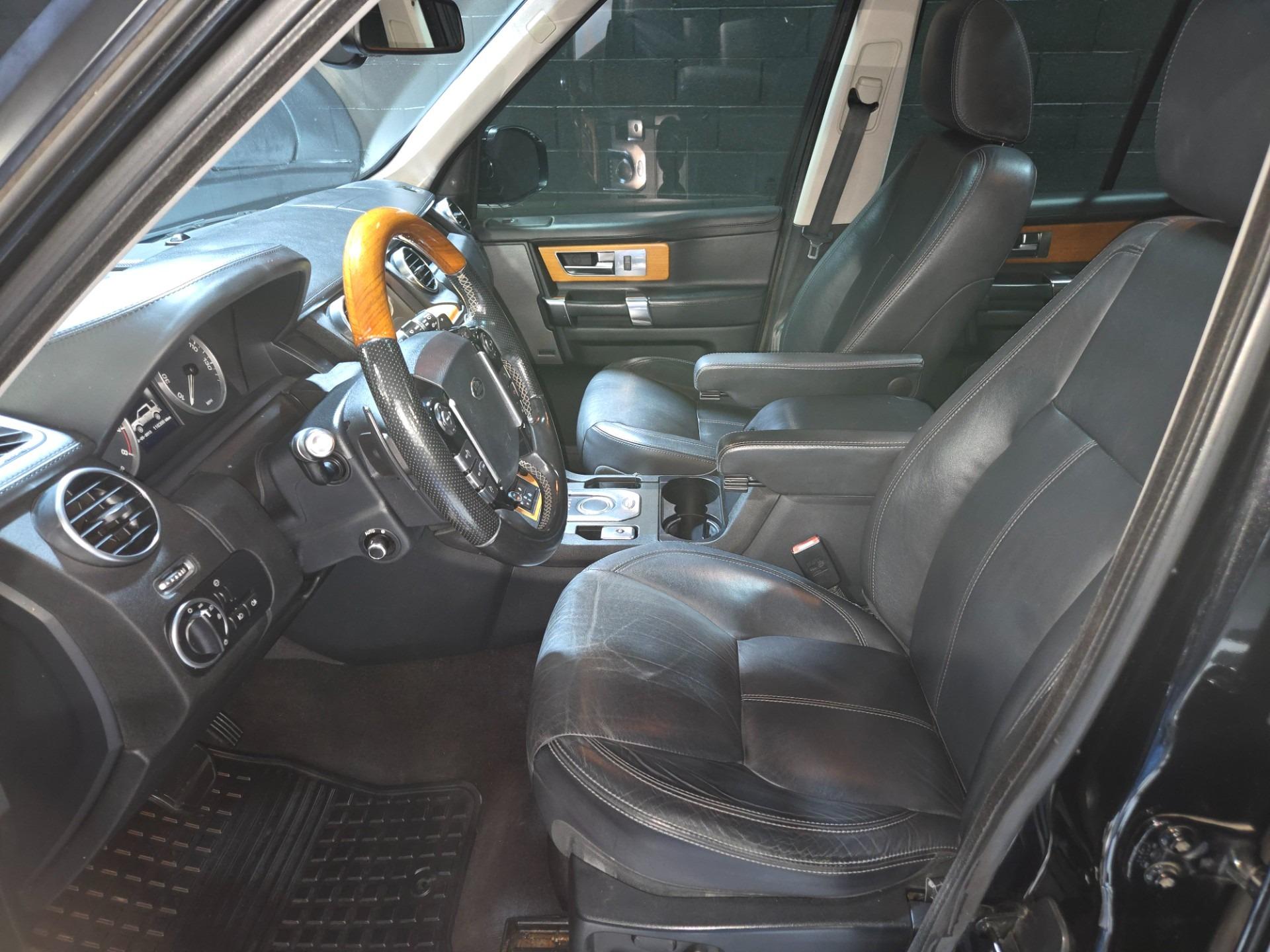 2015 Land Rover LR4 HSE LUX