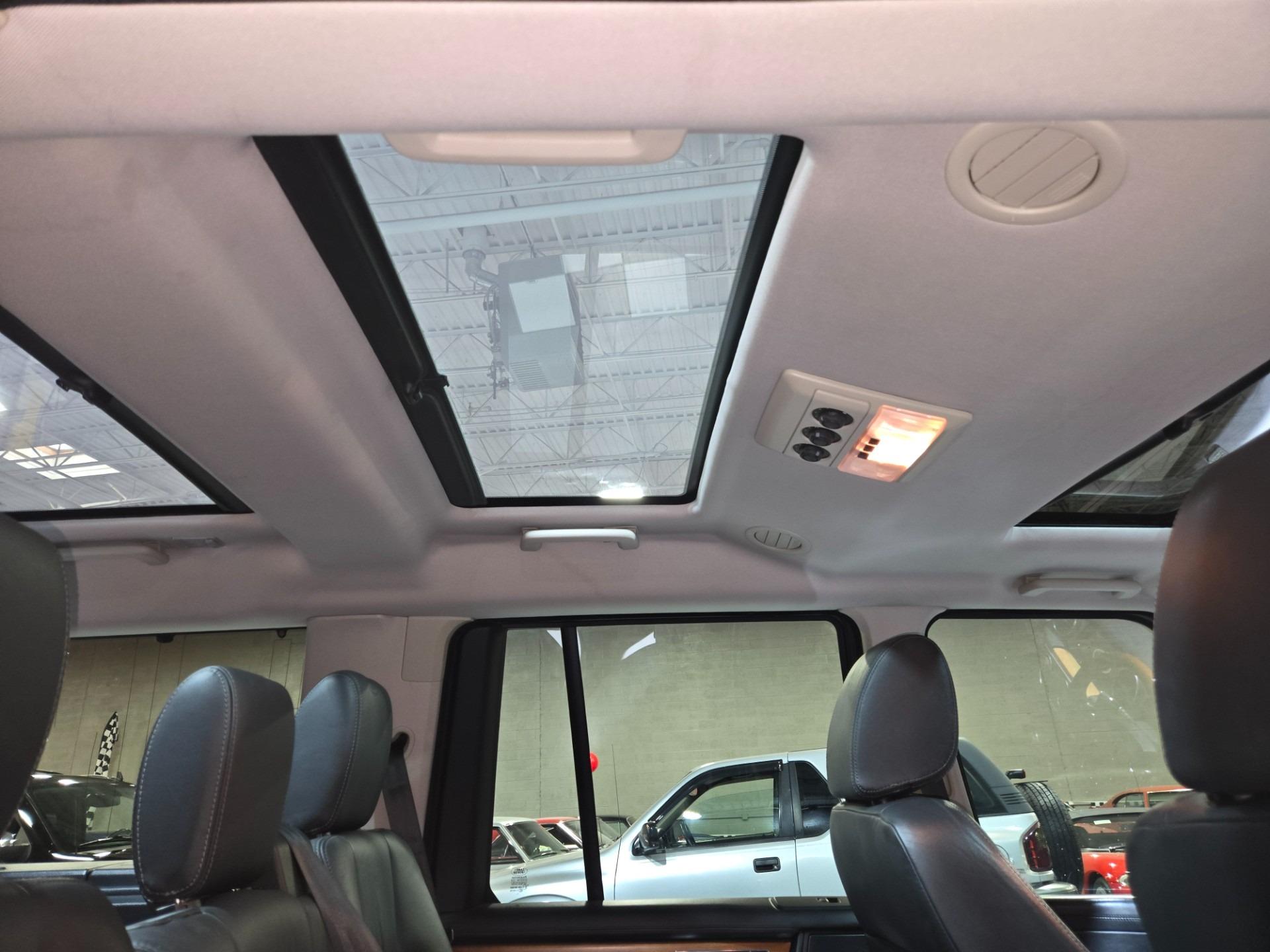 2015 Land Rover LR4 HSE LUX