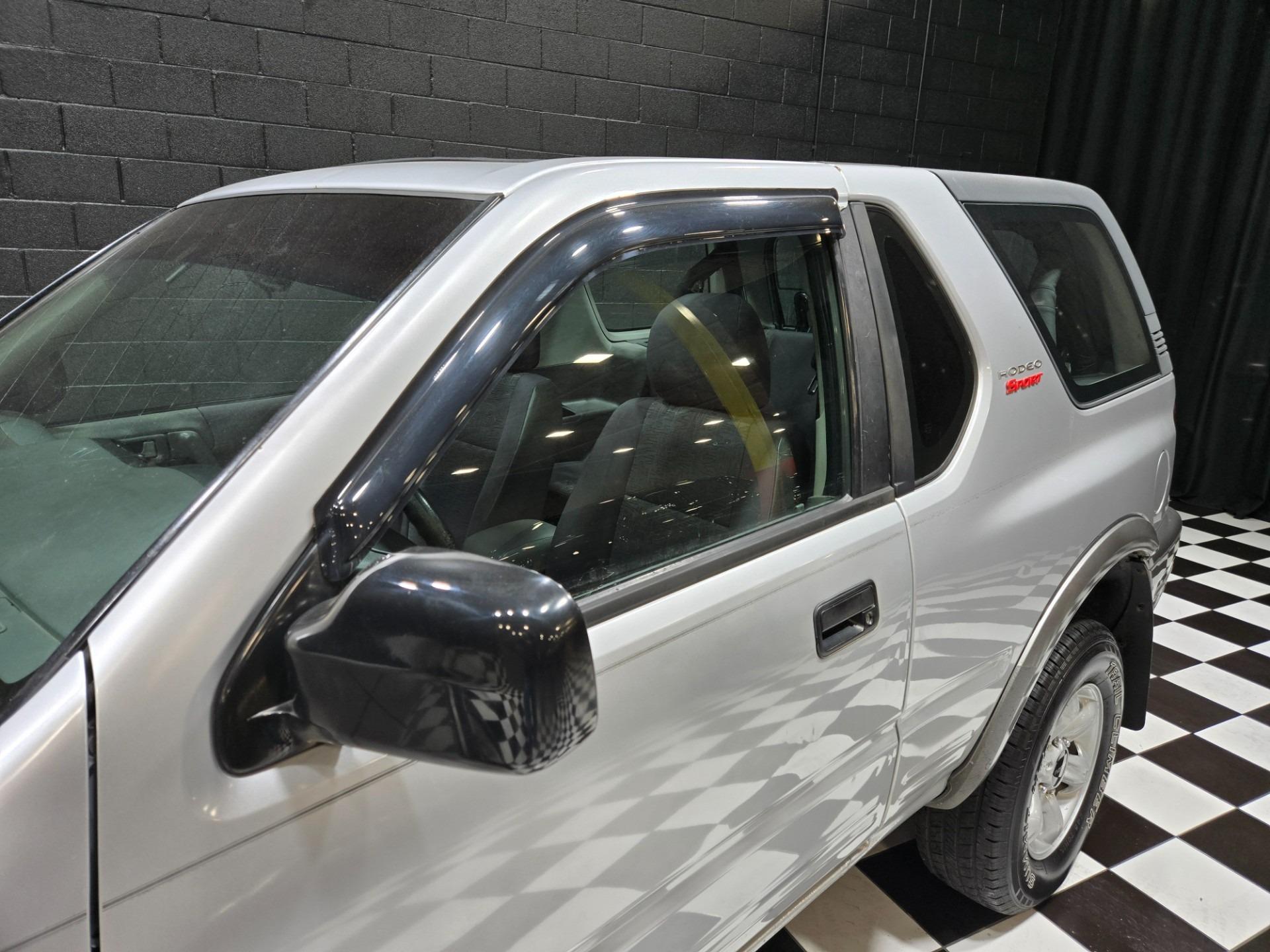 2002 Isuzu Rodeo Sport
