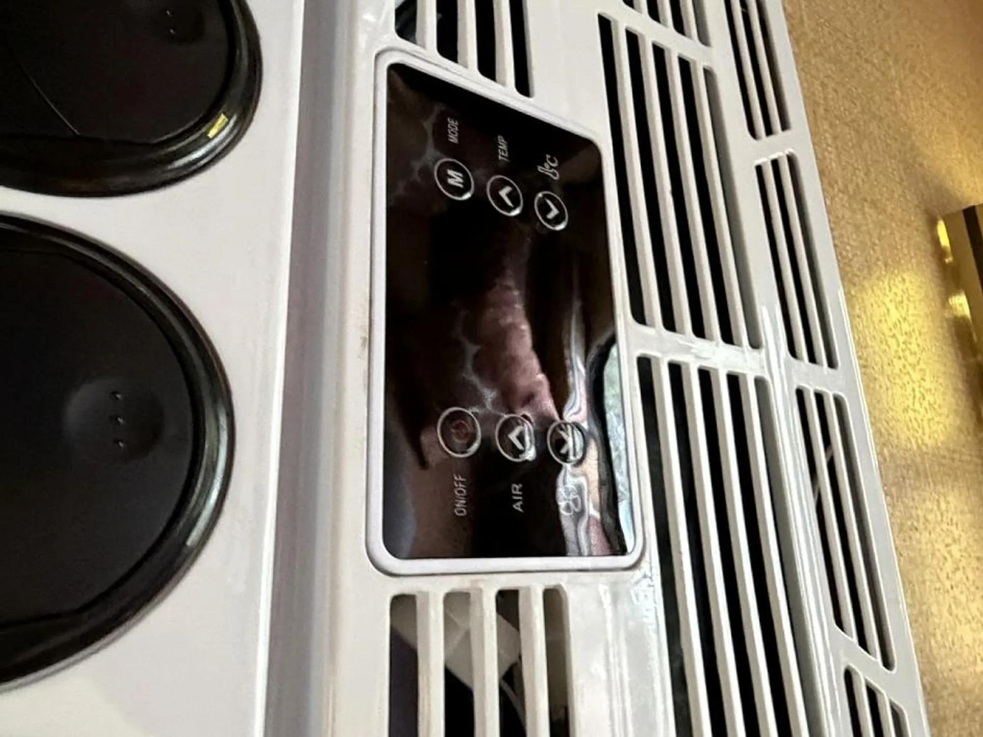 1984 Nissan Sunrader