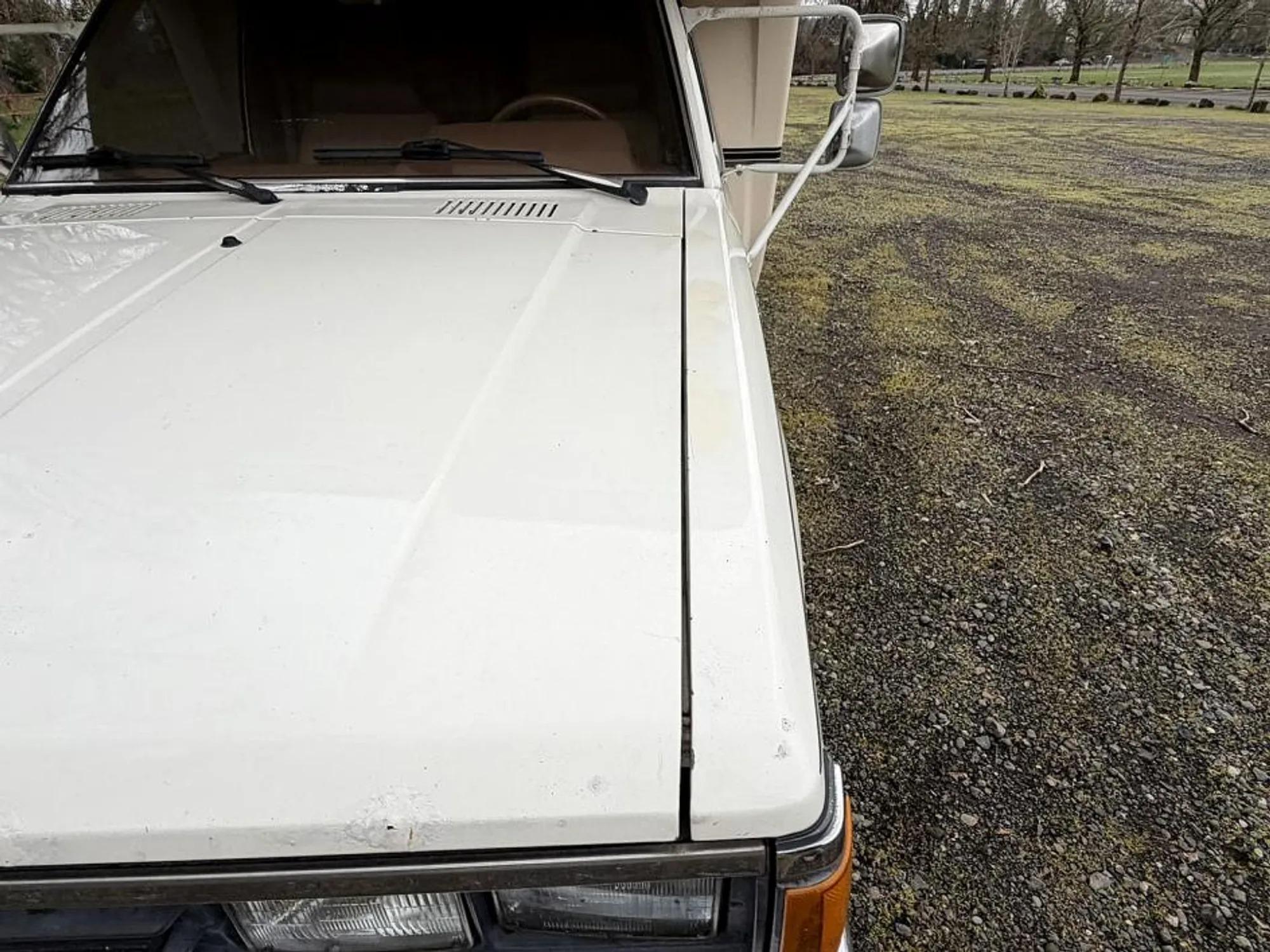 1984 Nissan Sunrader